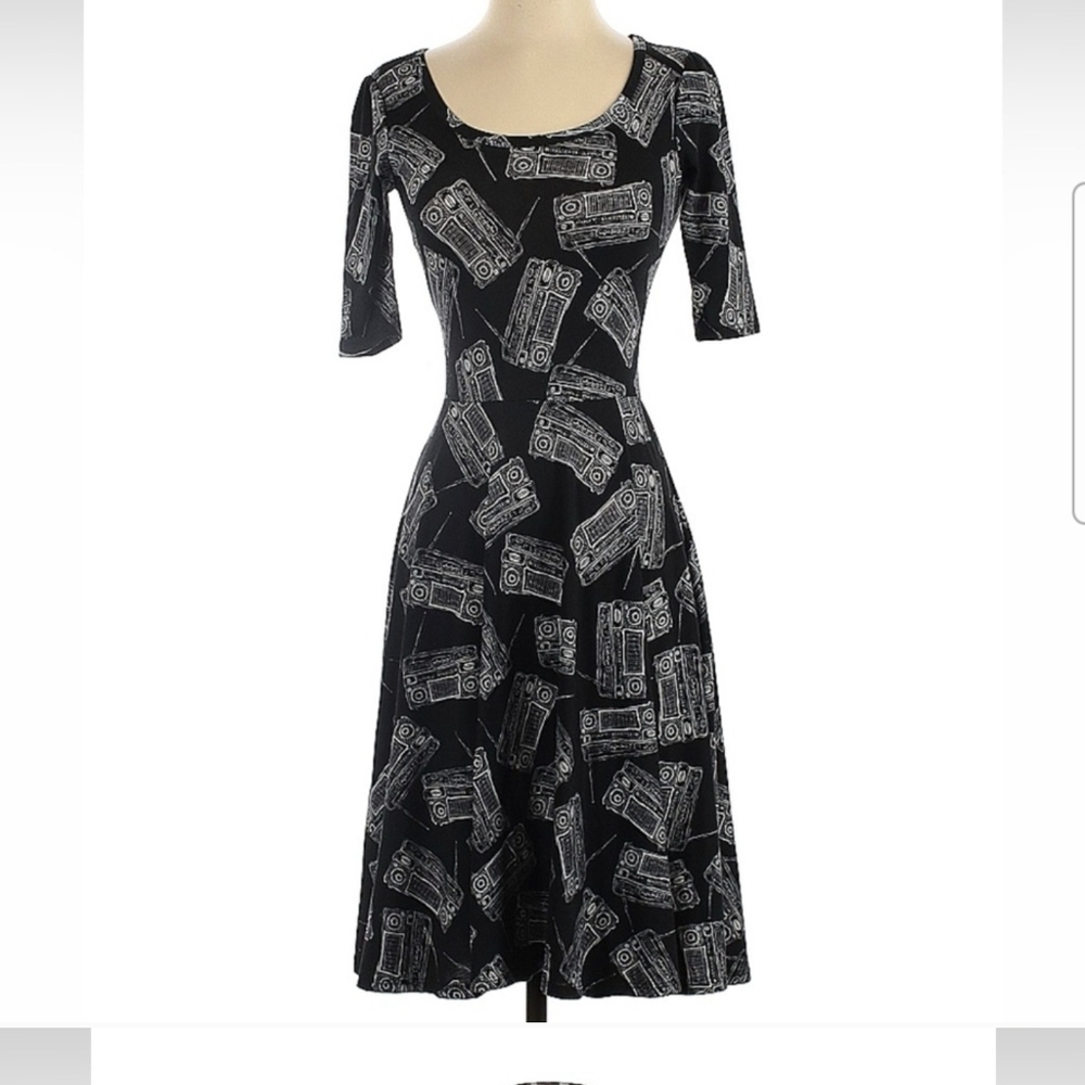 LuLaRoe Black & White Retro Boom Box Nicole Fit & Flare Dress Size XXS